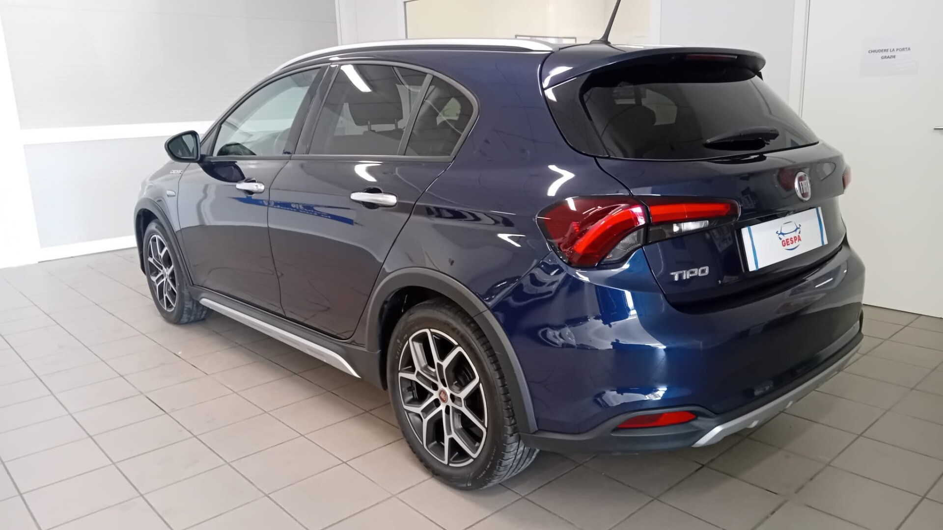 FIAT Tipo (2015-->) Tipo 1.0 5 porte Cross