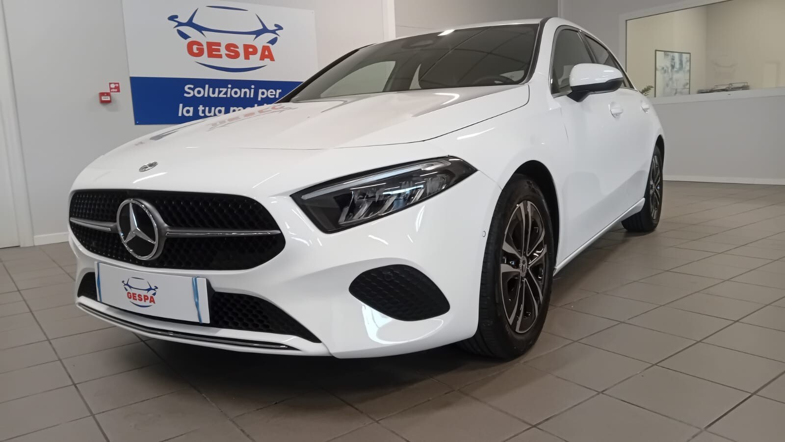 MERCEDES Classe A     (W177)